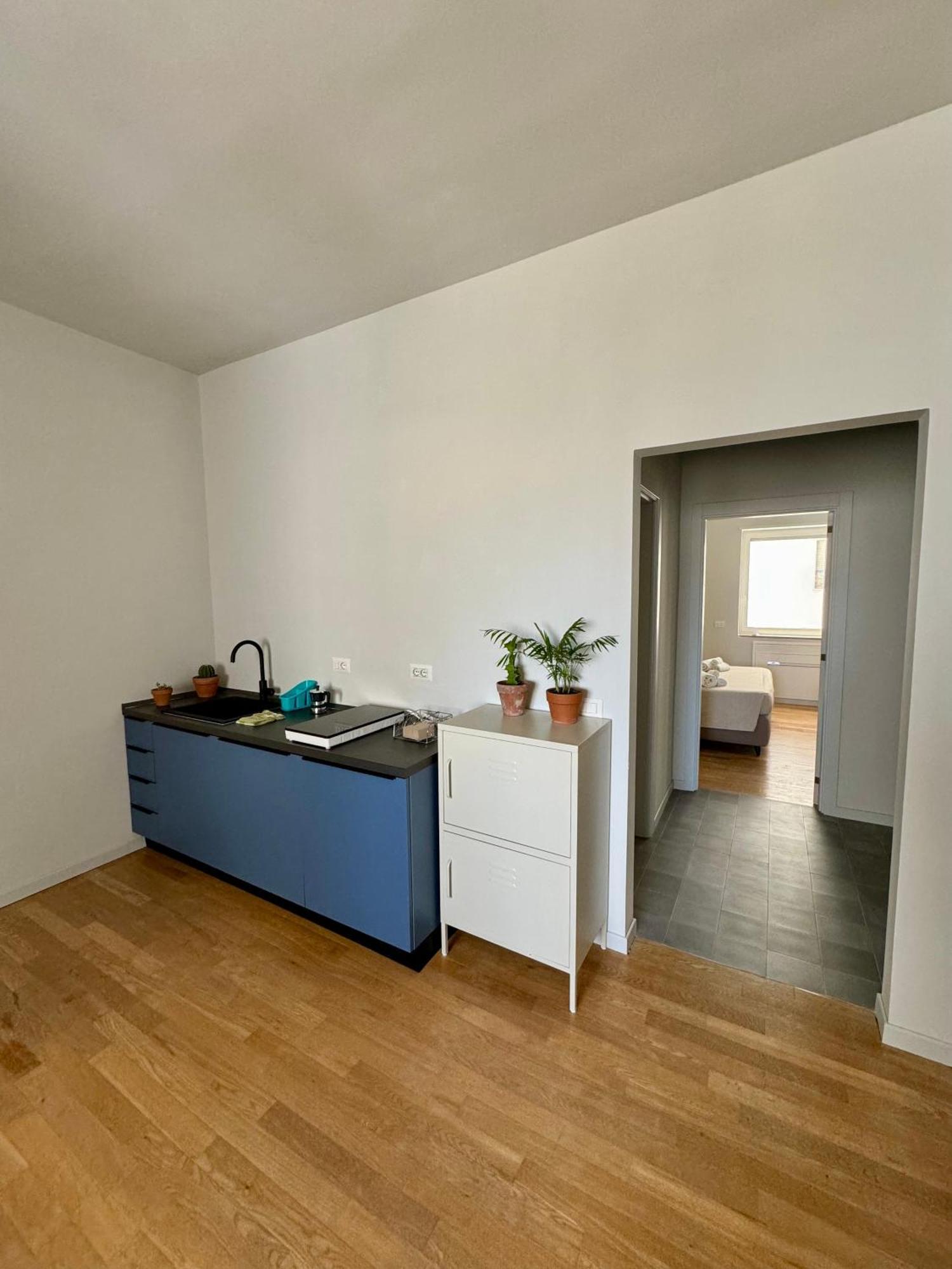 4 Balconi House- Appartamento Moderno A 莱切 外观 照片